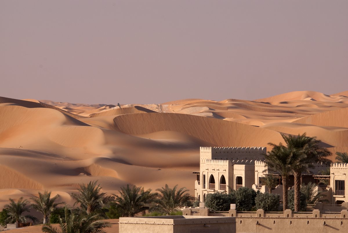 Abu Dhabi - Qasr Al Sarab Desert Resort by Anantara