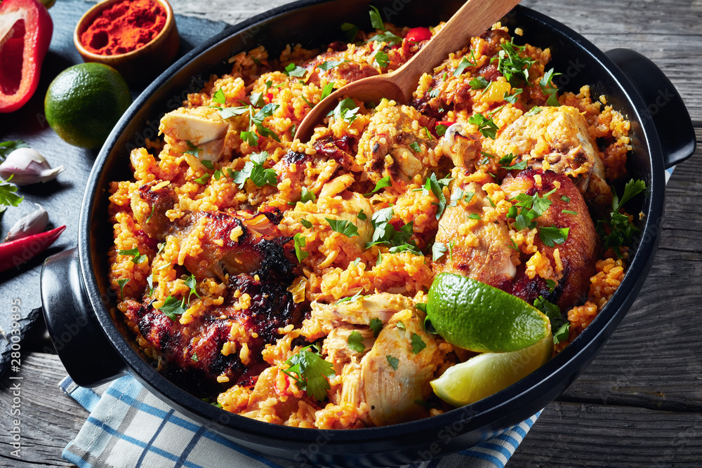 Arroz con Pollo