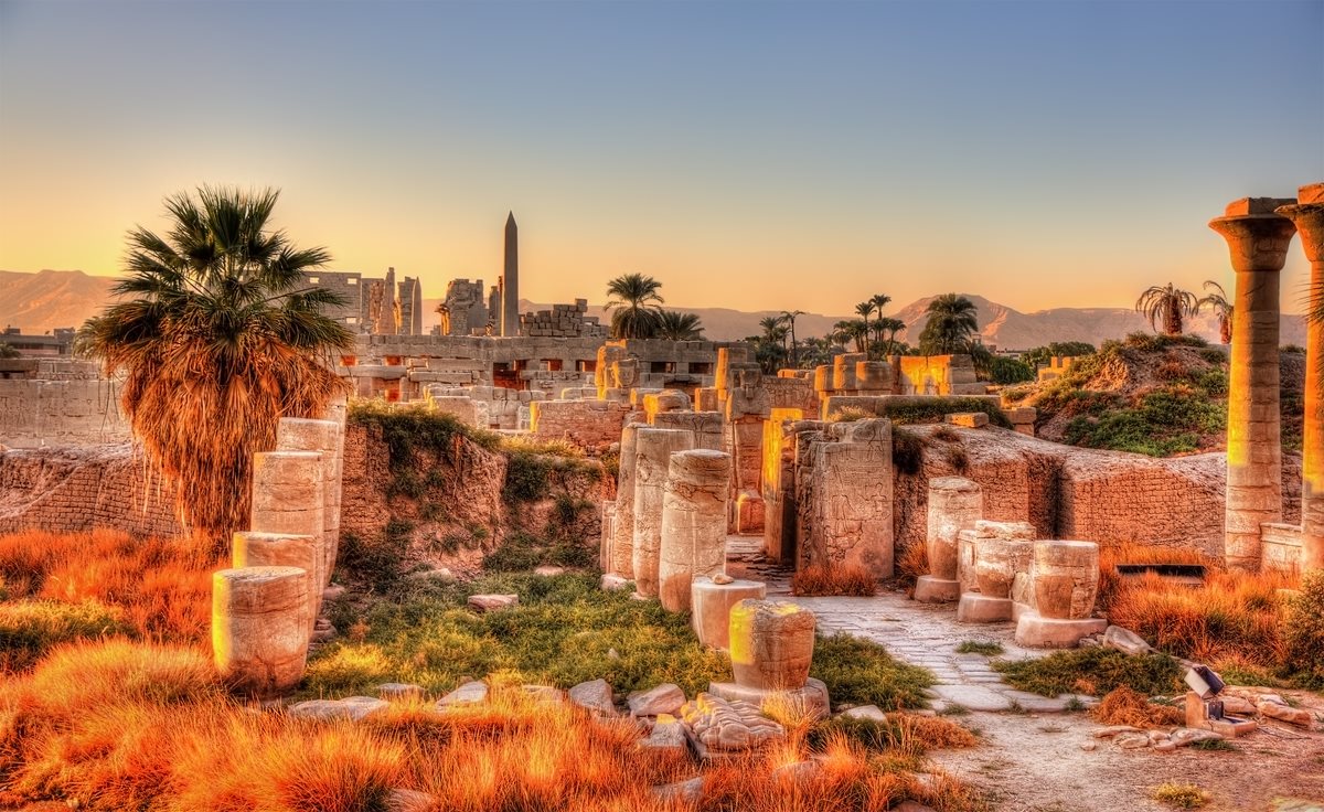 Luxor 6 Luxor 6