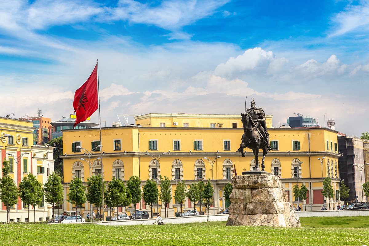 Skanderbeg - Tirana 