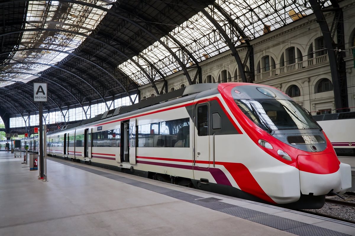 Tren - Barcelona Tren - Barcelona