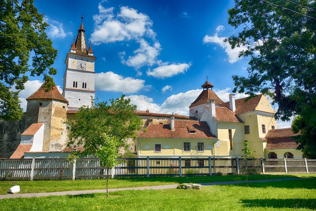 Biserica Fortificata Harman - Brasov