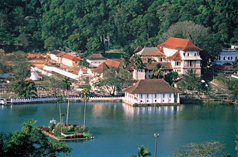 Templul Relicvei Dintelui din Kandy