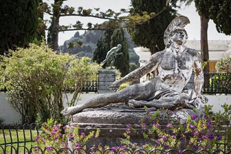 Statuia lui Ahile în Castelul Achillion, lângă satul Gastoúri din Corfu