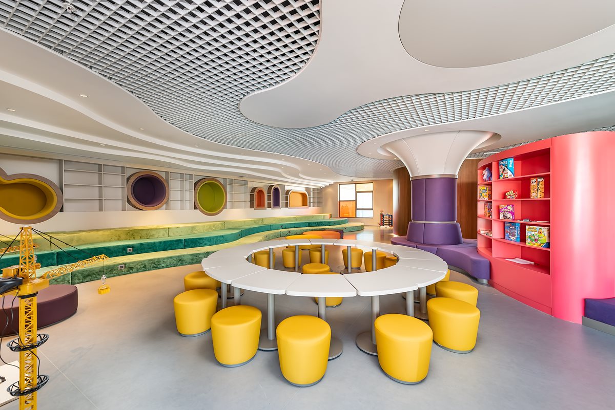 Kids World - Cornelia Diamond Golf