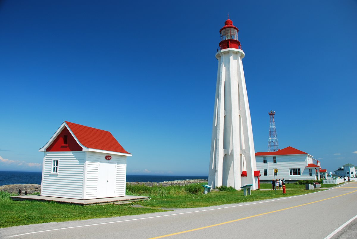 Phare de la Pointeaux Pres - Qubec 